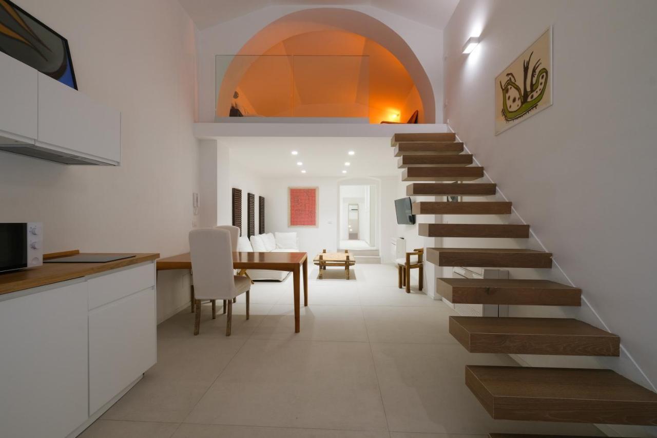 Old Stone House Apartment Бари Екстериор снимка
